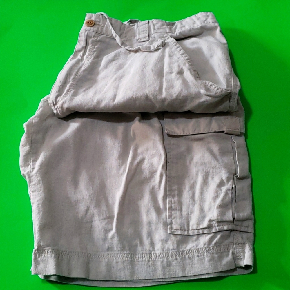 Mens khaki cargo shorts